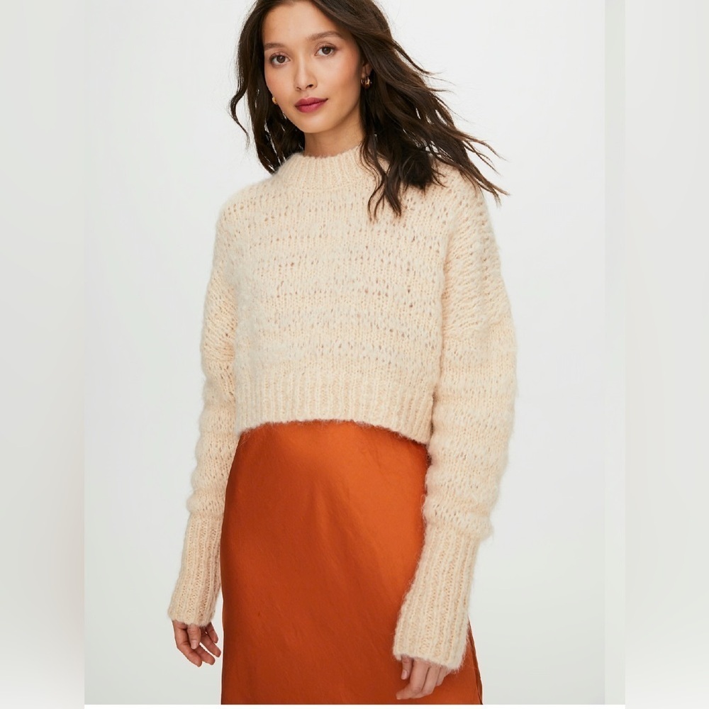 Aritzia Wilfred Lune Alpaca Sweater Large alpaca wool cream mock neck Soft Girl